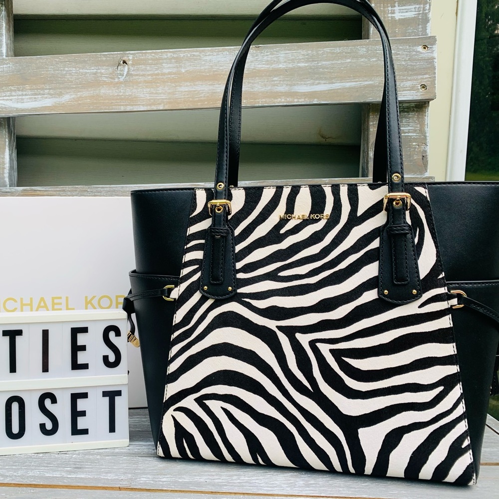 MICHAEL KORS SHOULDER BAG